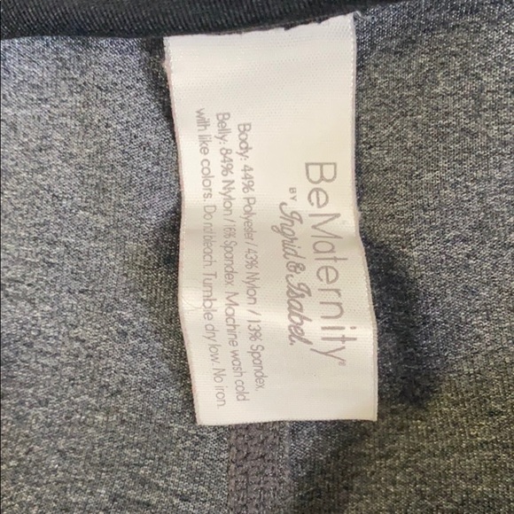 ✨5 for $25✨ Maternity capris yoga pants - Picture 8 of 9